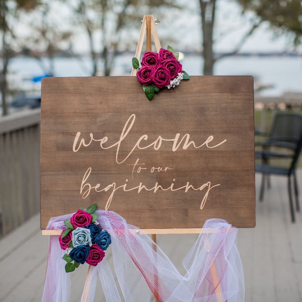 Ling's Moment Flower Sign Decor in Burgandy, Navy Blue, Dusty Blue and White